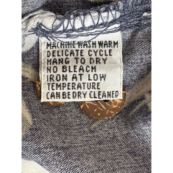 Tommy Bahama Button Down Shirt Men's Med Blue Pineapple 100% Rayon Camp Collar - Picture 9 of 10